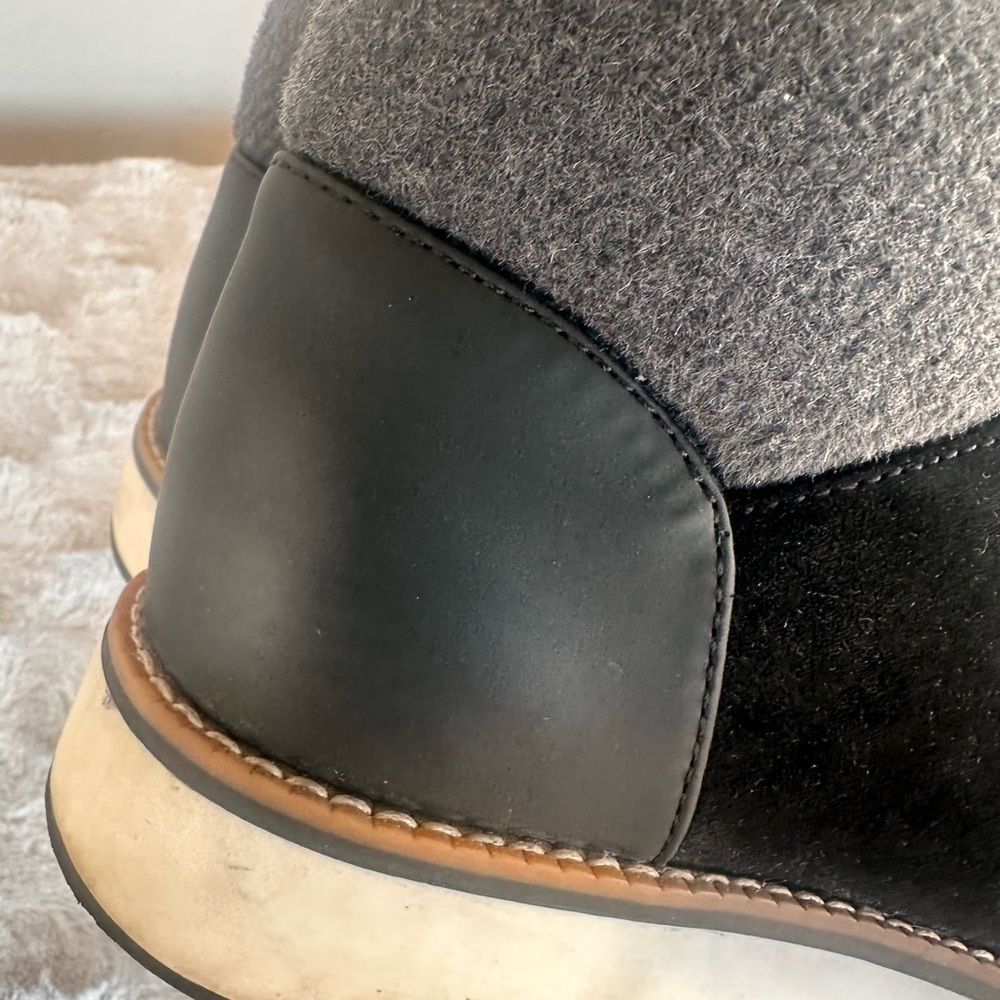 Sonoma Black and Gray Lace Up Boots - Picture 4 of 8